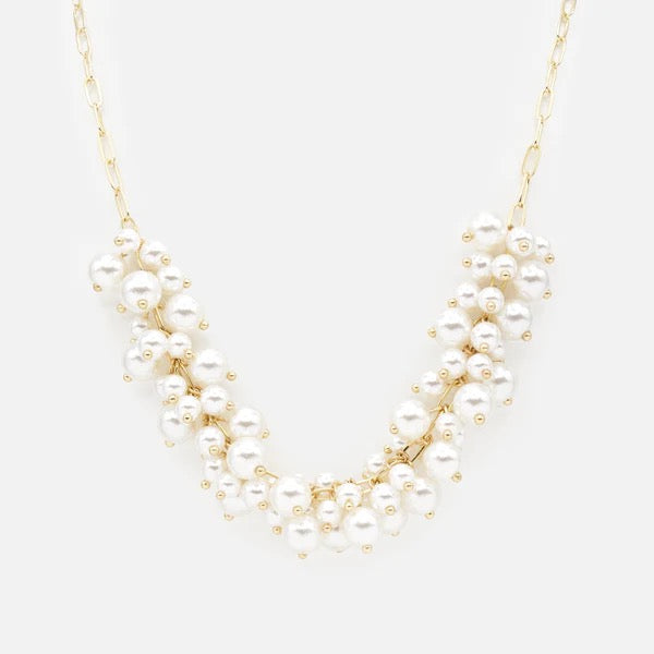 Synthetic Pearl Bouquet Necklace
