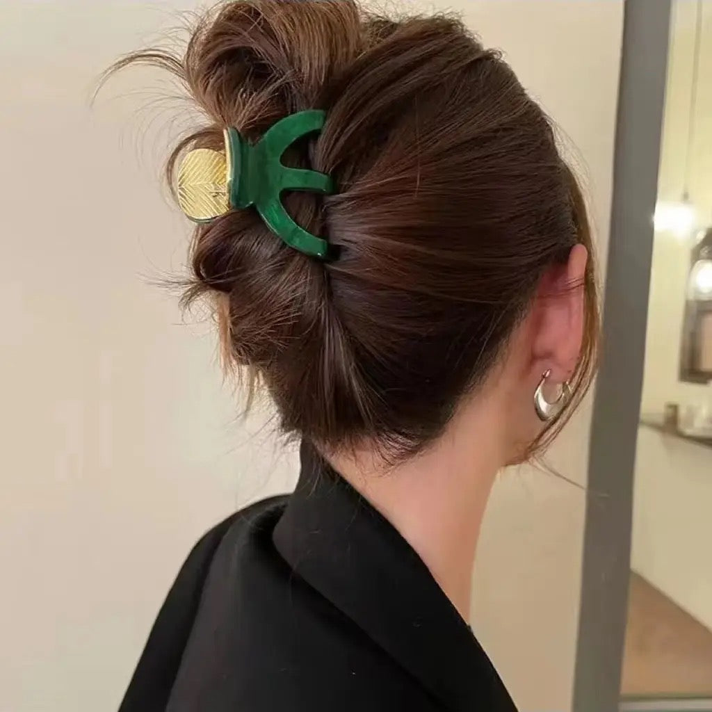 Small Hair Claws