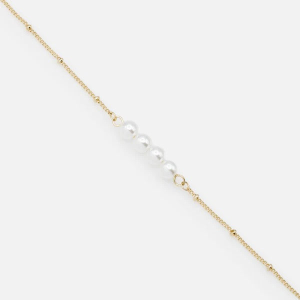 Bracelet With Quartet Of Synthetic Pearls