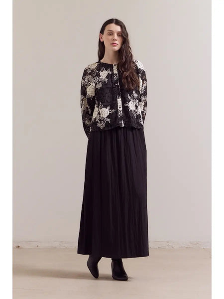 Lace Embroidery Top - Black