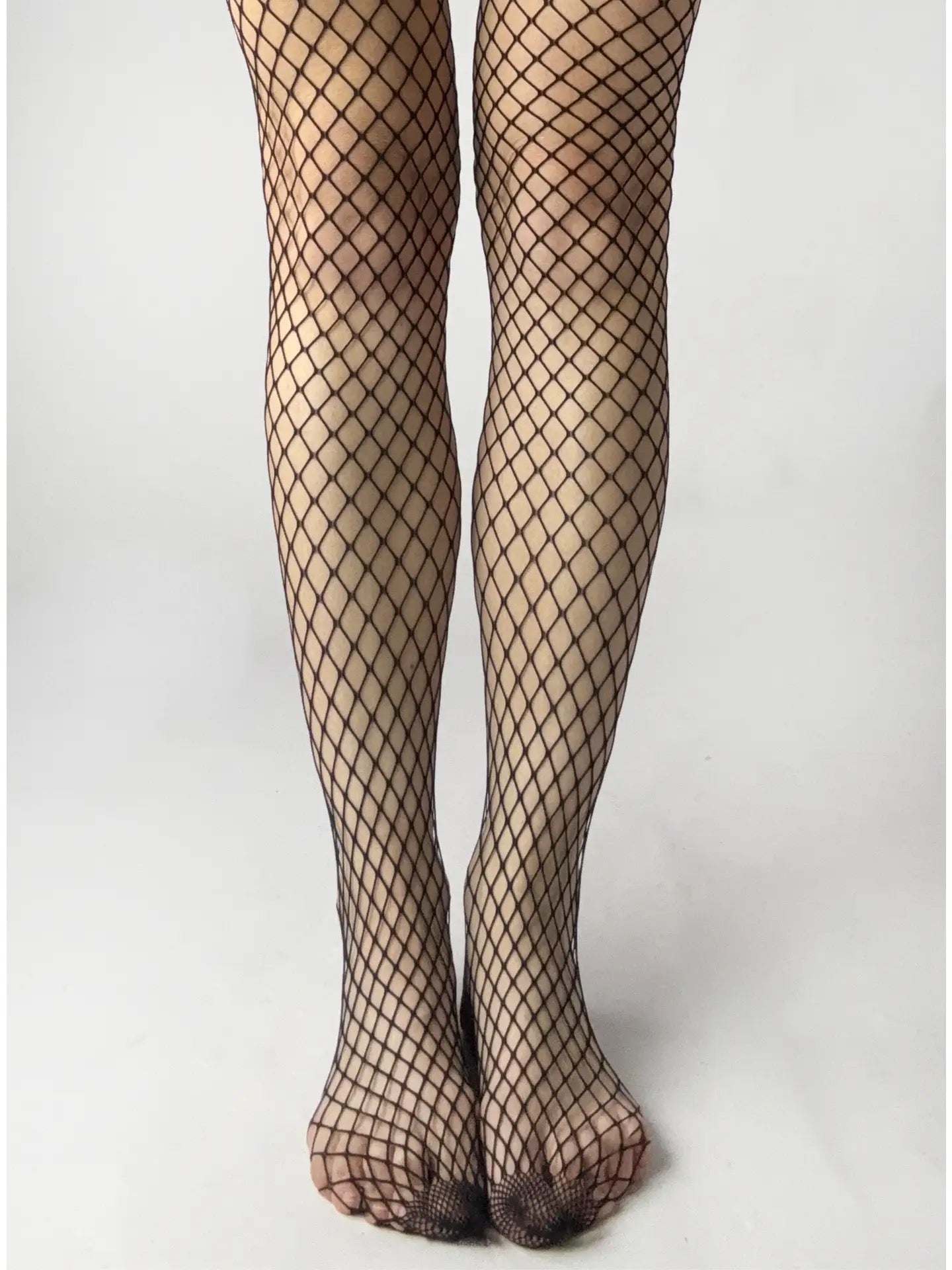 Medium Net Tight