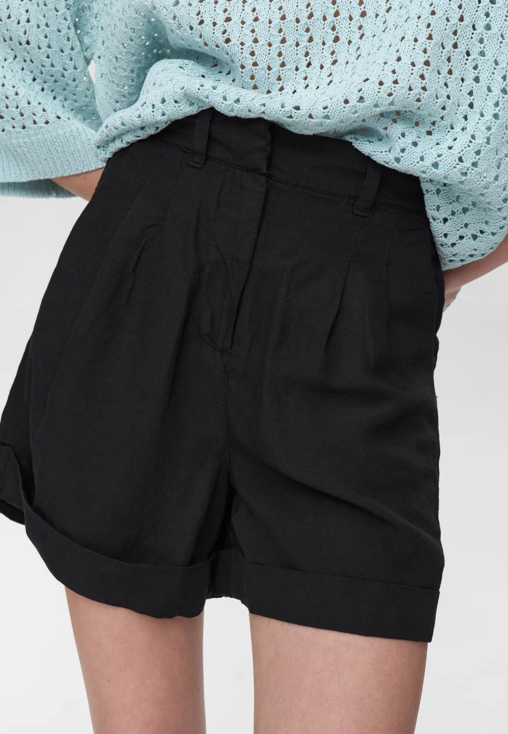 Selby Linen Blend Shorts