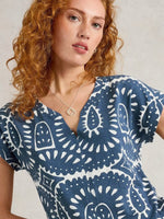 Nelly Notch Tee - Blue Multi