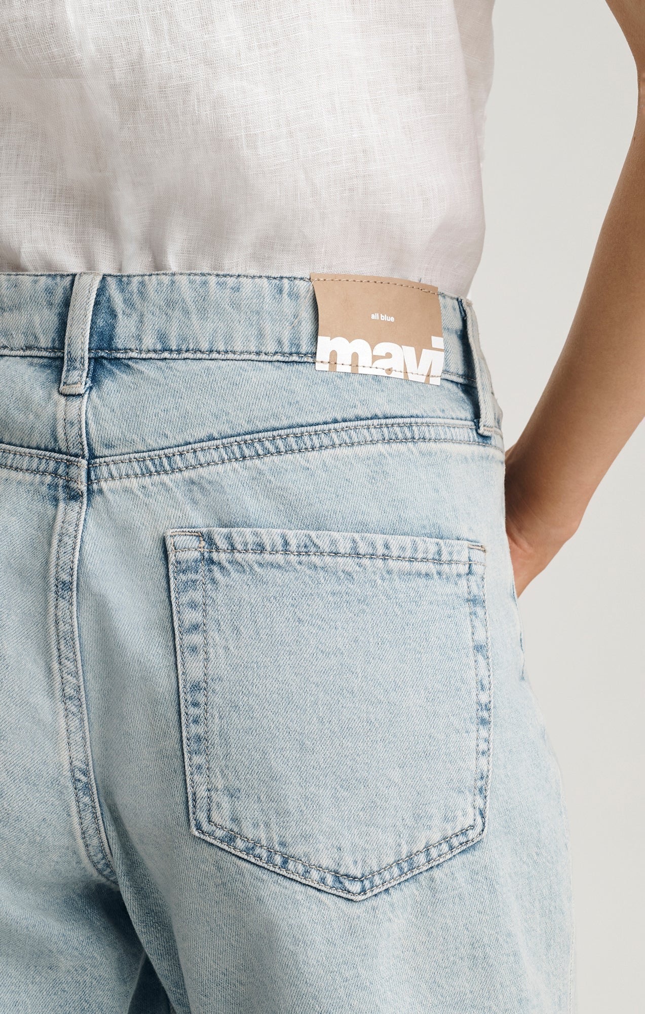 Nella Short - Bleached Linen Denim
