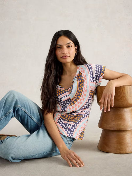 Nelly Notch Tee - Natural Print