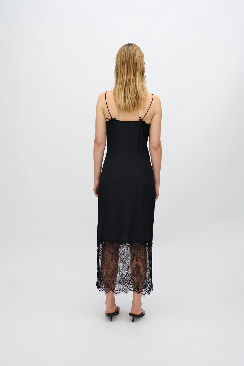 Elly Dress With Lace - Black