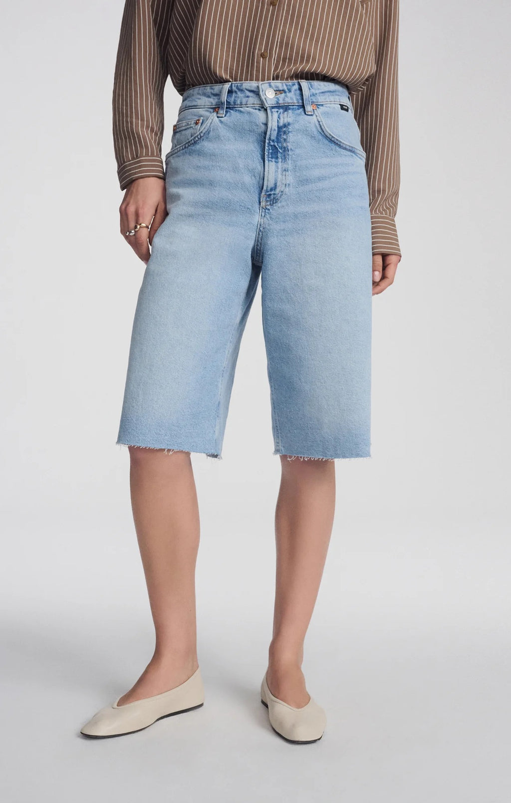 Akira Bermuda Shorts - Light Blue