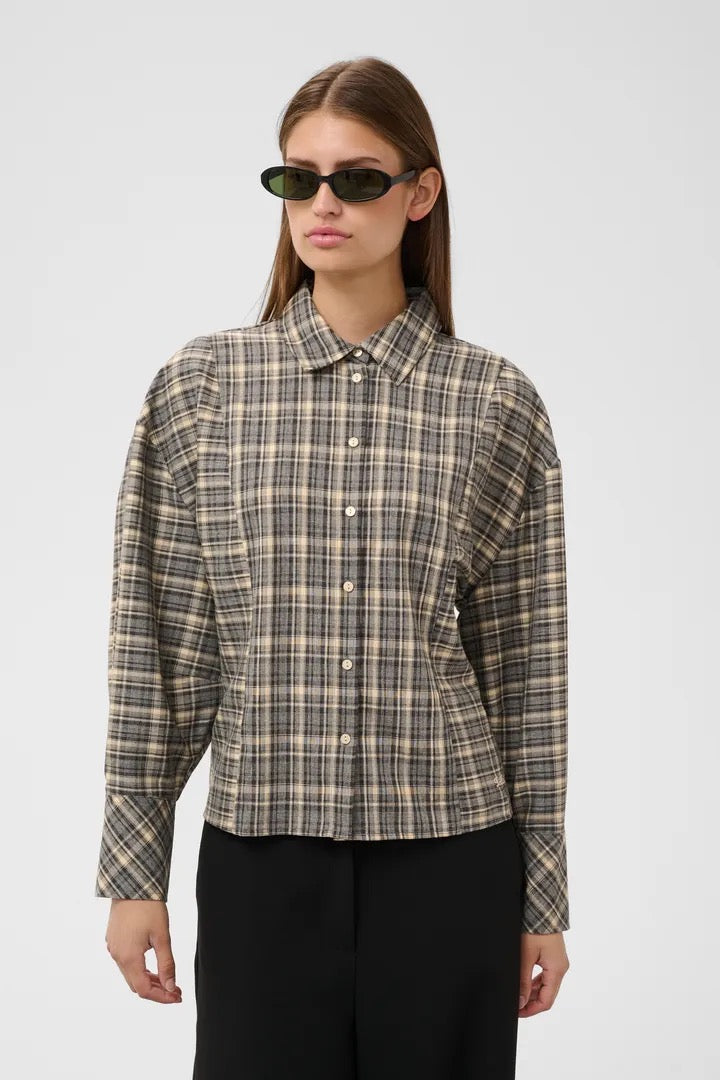 Shiba Noelle Balloon Shirt - Black/Cream