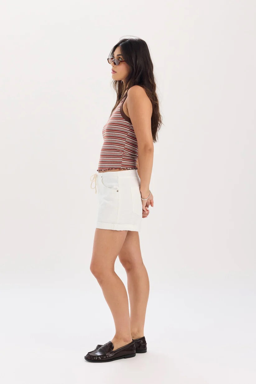 Maddie Mid Rise Short - Lamb