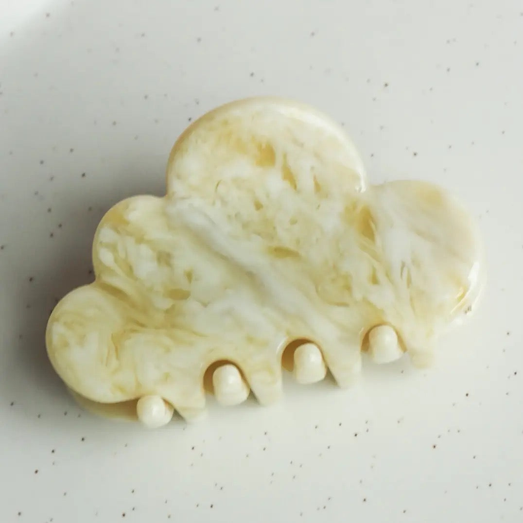 The Velia Hair Clip
