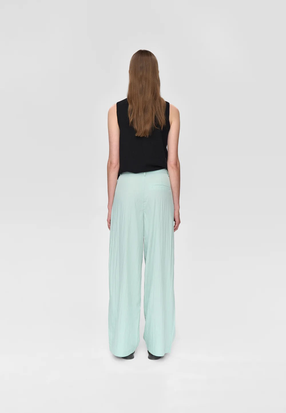 Issa Pant - Cooling Oasis