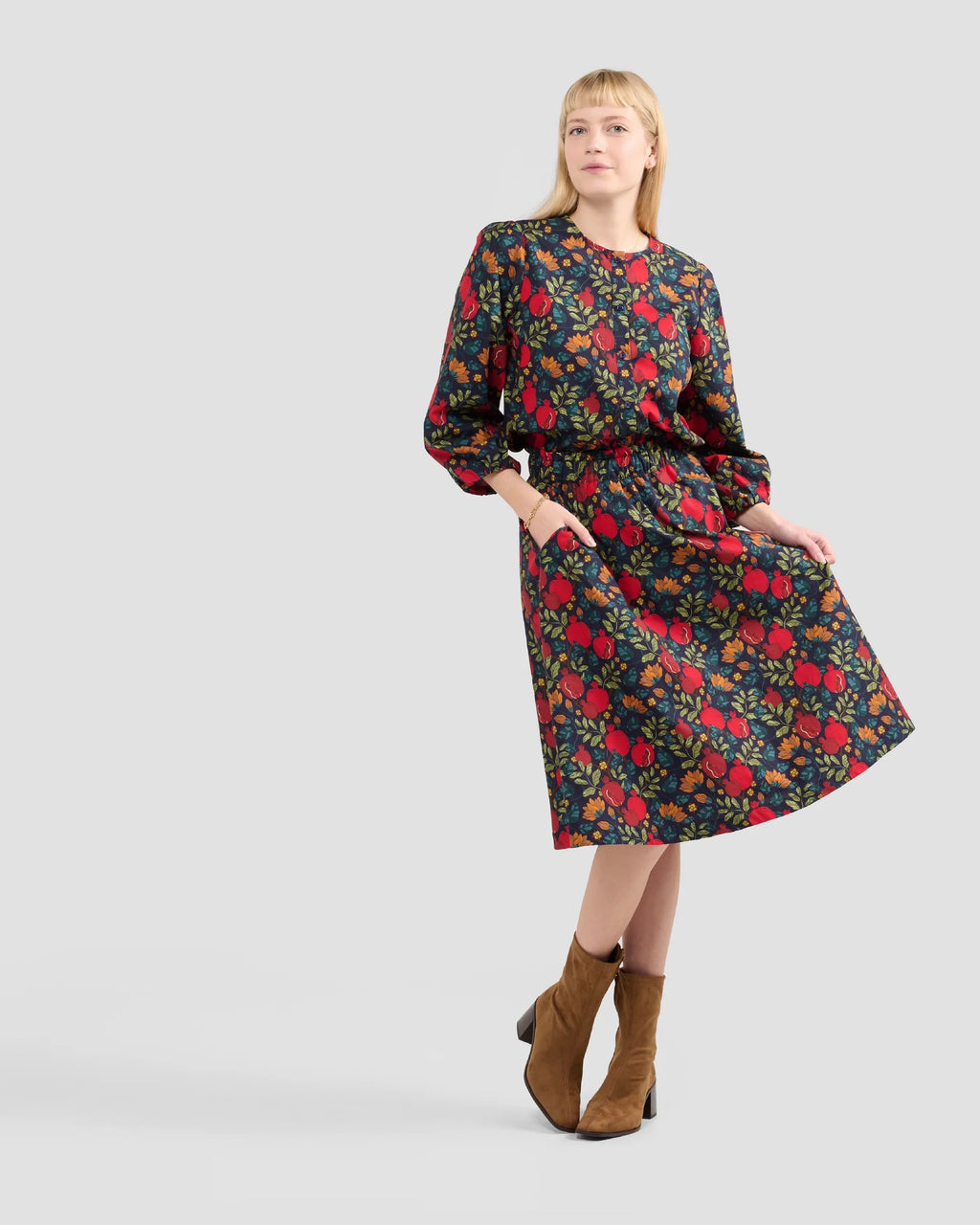 Pomegranate Print Midi Pocket Skirt