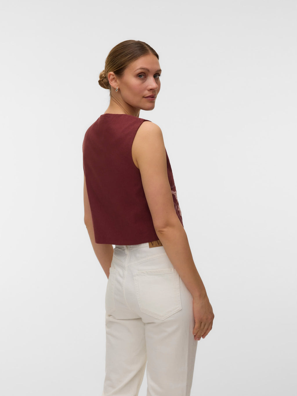 Jamila Vest