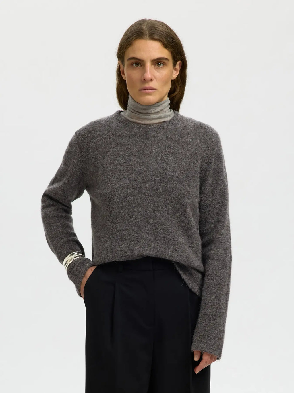 Lulu Long Sleeve O-Neck Knit Sweater - Medium Grey