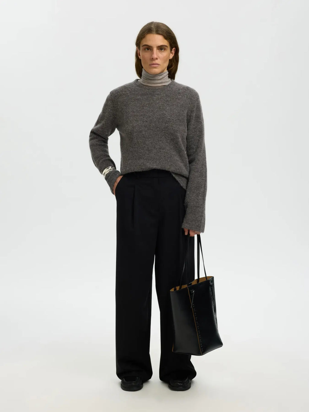 Lulu Long Sleeve O-Neck Knit Sweater - Medium Grey