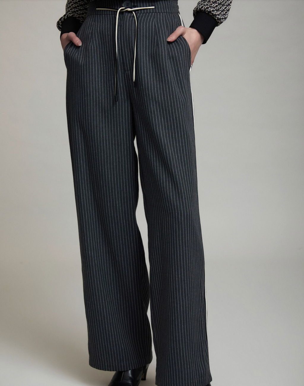 Pinstripe Trousers With Side Ribbon