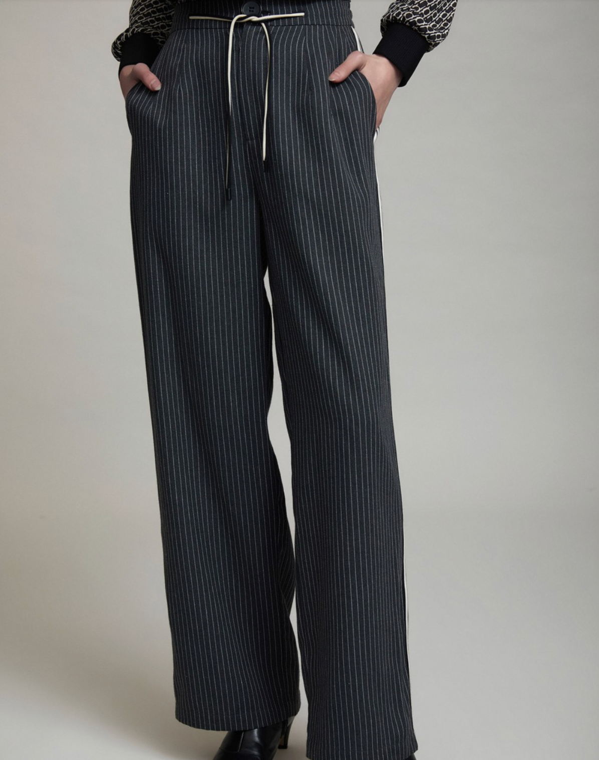 Pinstripe Trousers With Side Ribbon