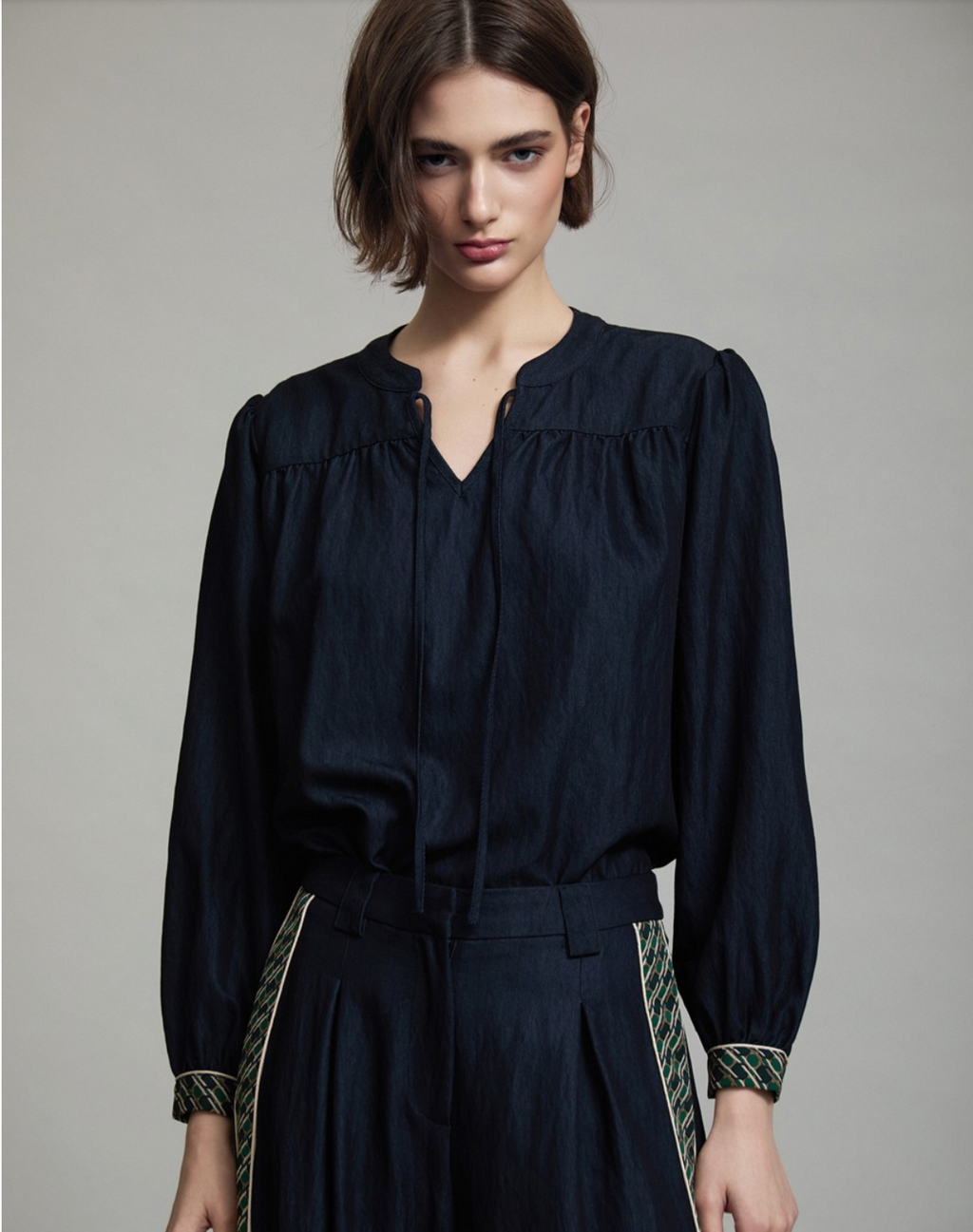 Shirt With Contrast Print