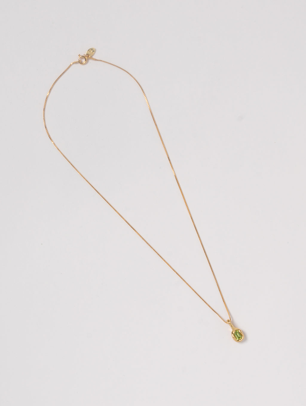 Uma Necklace in Peridot