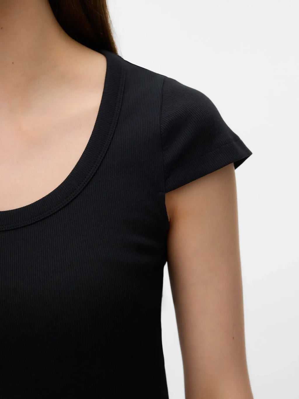 Chloe U-Neck Short Sleeve Top