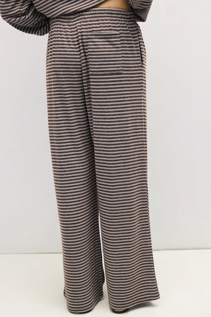 The Brook Pants - Olive/Burgundy