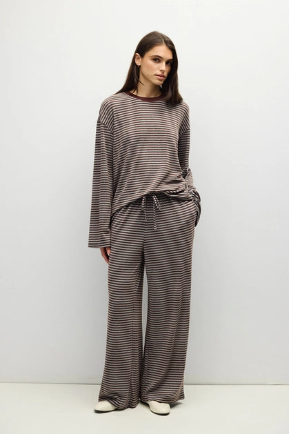 The Brook Pants - Olive/Burgundy