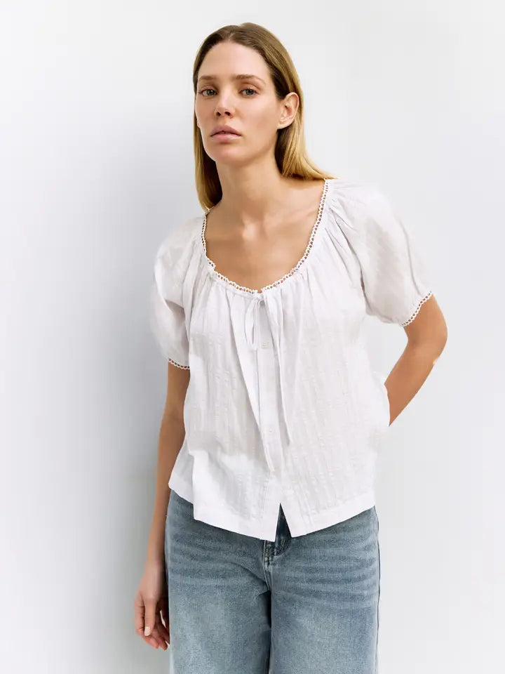 The Amaya Top