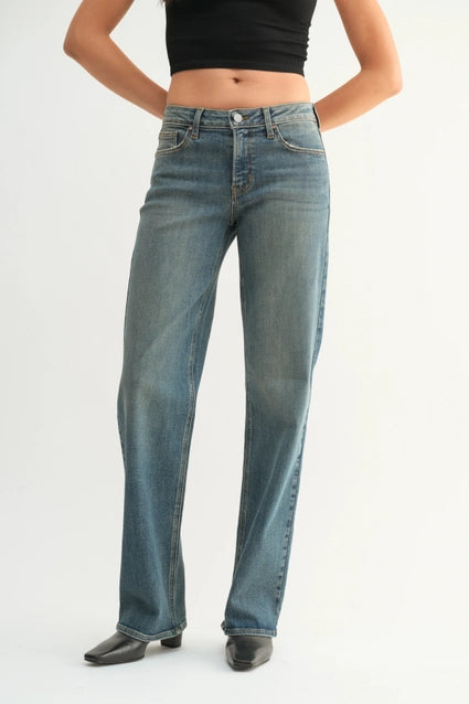Vintage Straight Longer Length Jeans - Medium