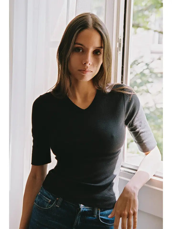 Organic Rib V-Neck - Black