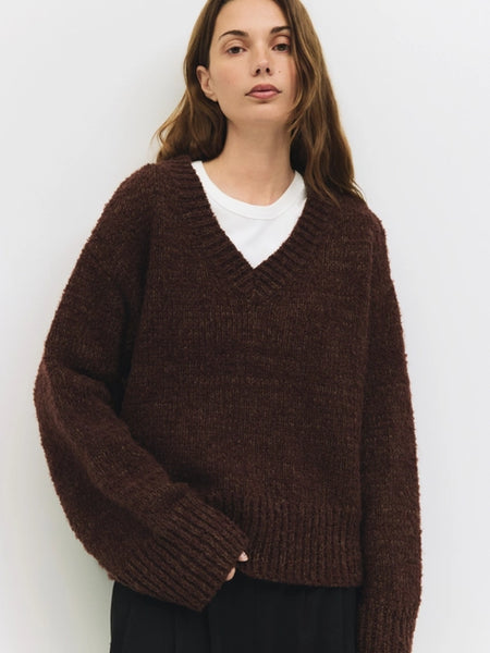 The Glen Sweater - Brown