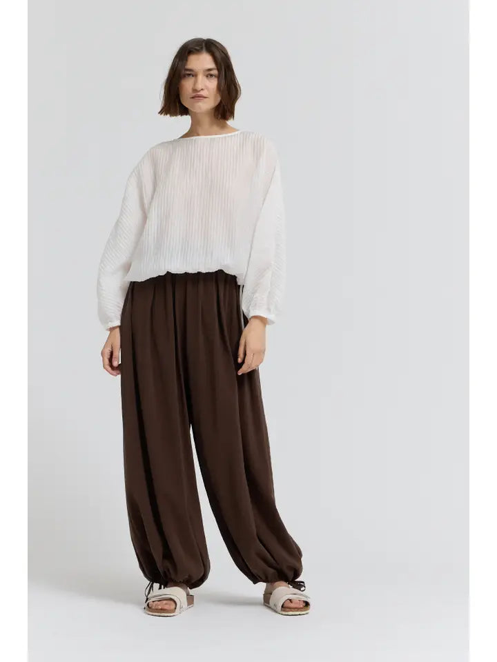 Pleated Waist Balloon Pants