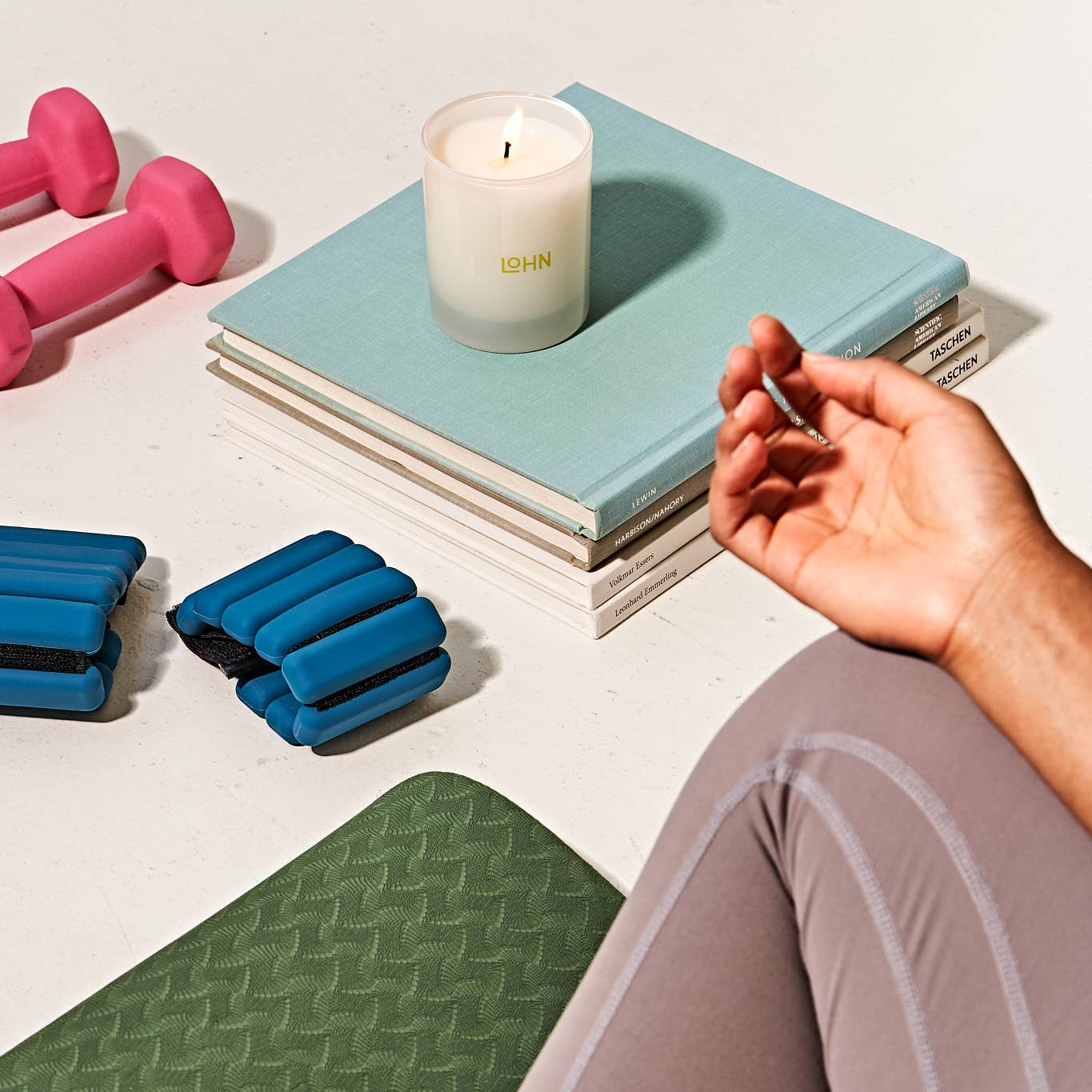 Zima Candle - Bergamot & Black Tea