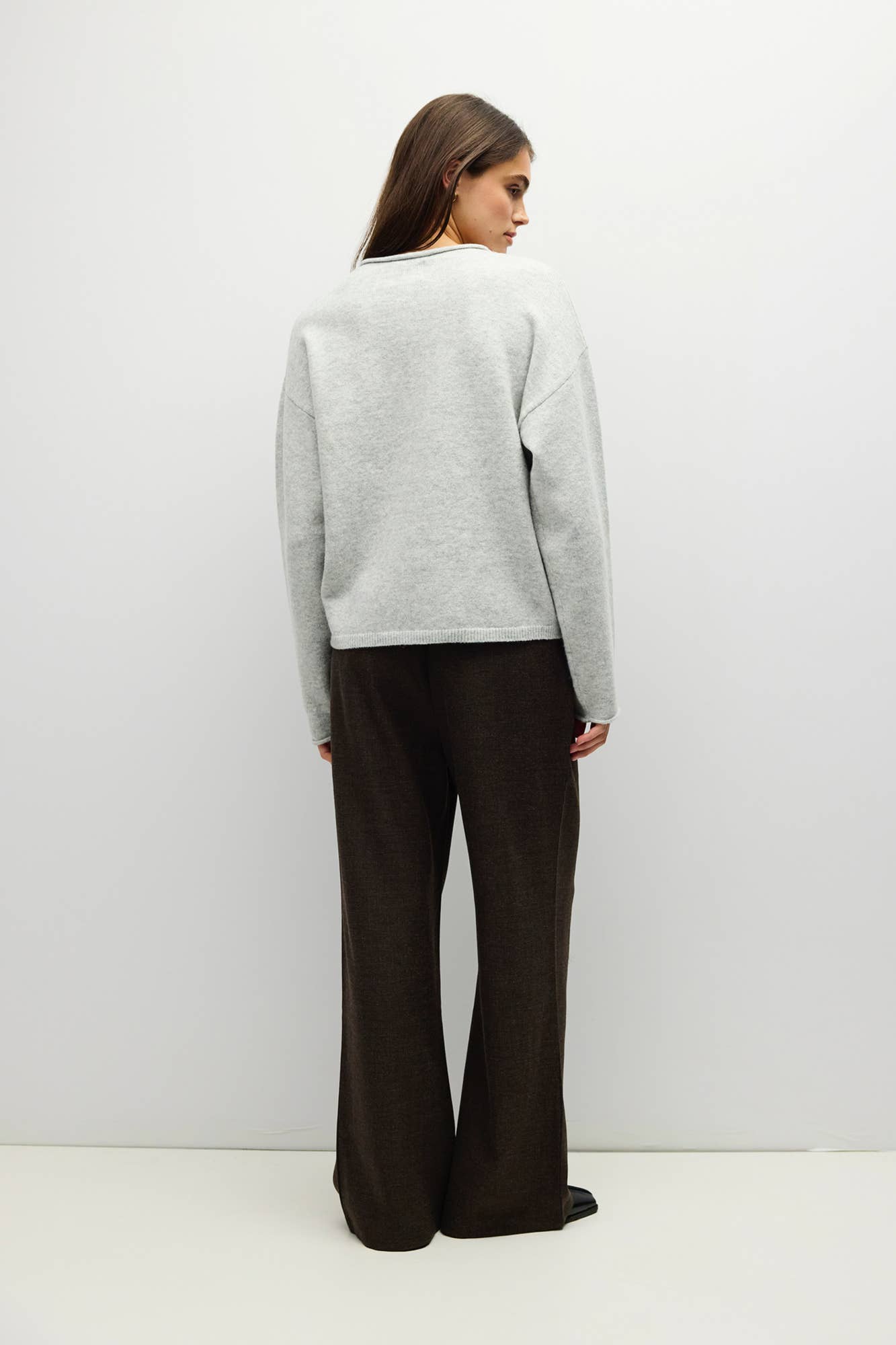 The Deanna Cardigan - Light Heather Grey
