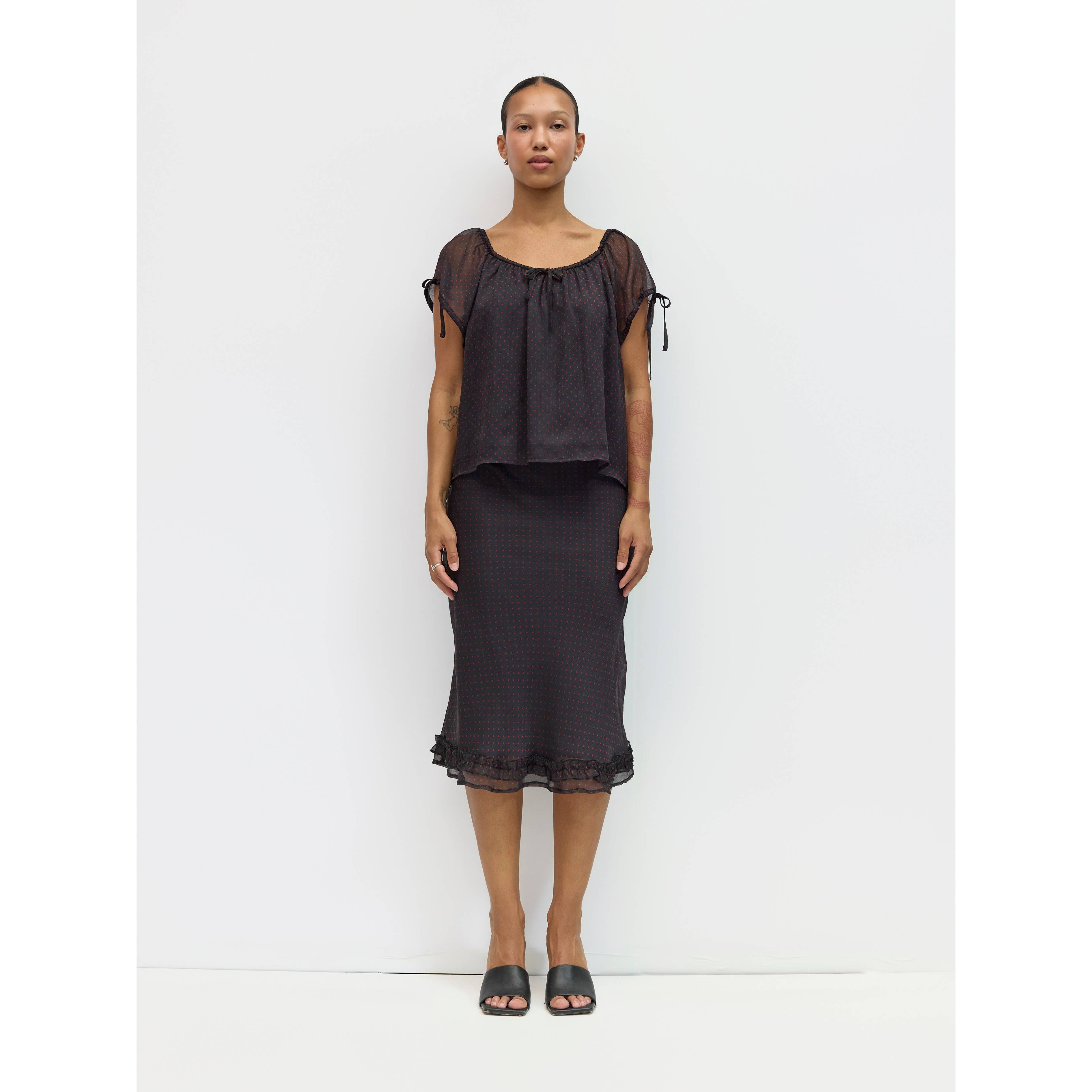 The Lauren Skirt - Black/Red