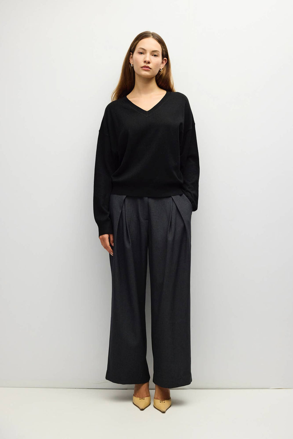 The Naomi Sweater - Black