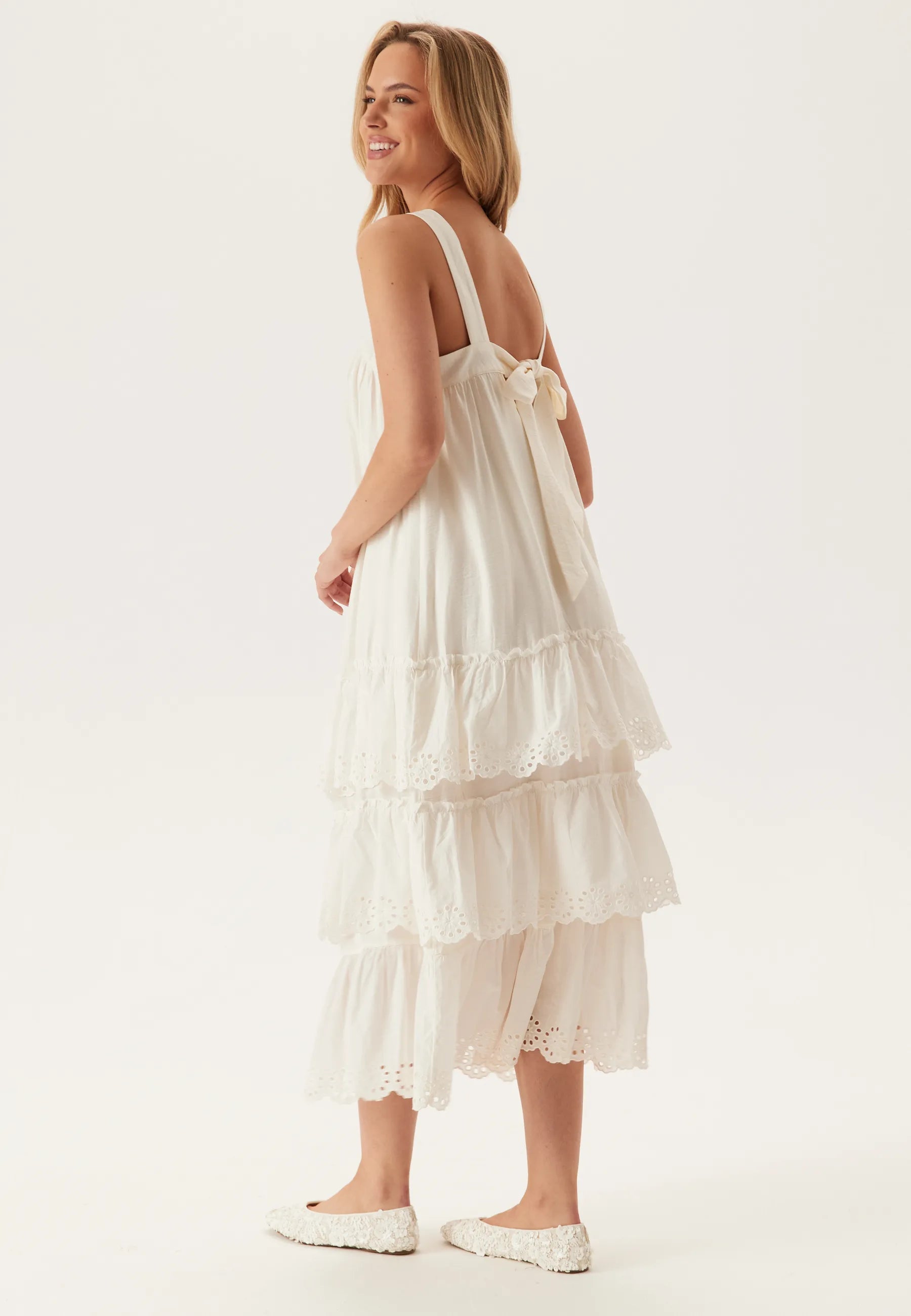 Peach Sleeveless Dress - Cloud Dancer
