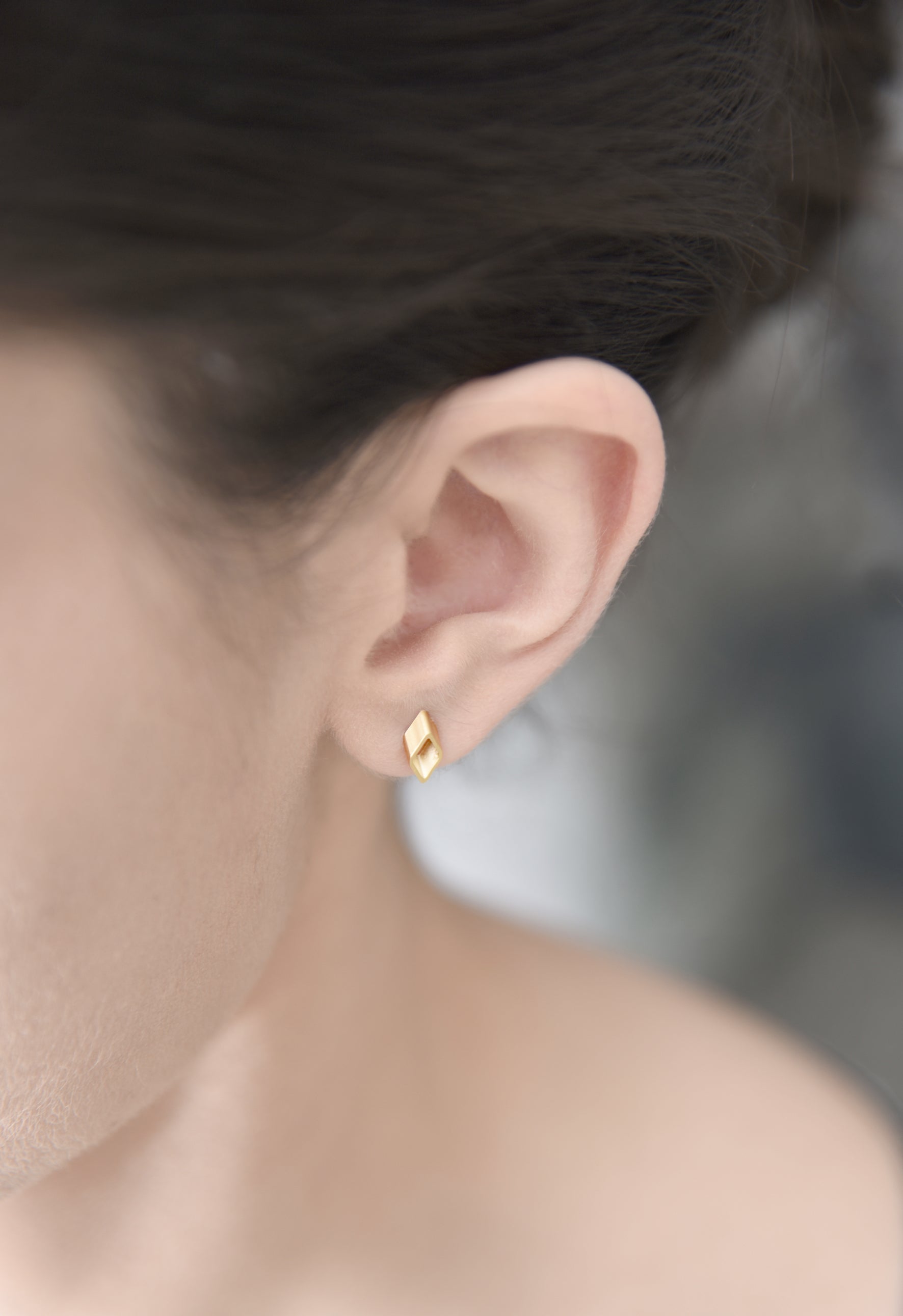 Mini Taper Rhombus Stud